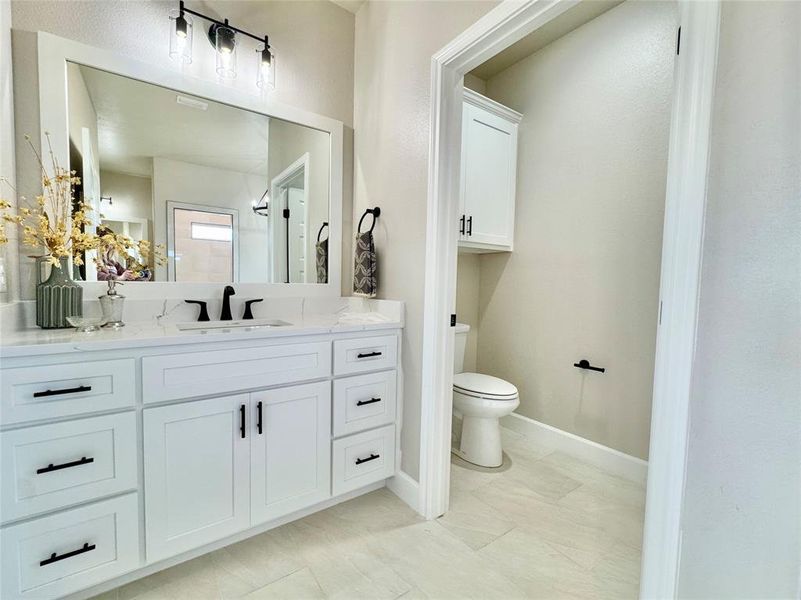 Furnished interior view inside a new home in , Abilene (Image 5).