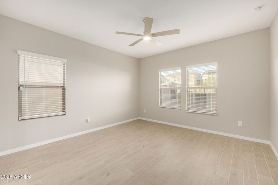 14 Straight Arrow 14 Straight Arrow