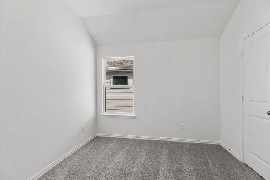 Spacious, unfurnished interior of a new home in Beamer Villas, Friendswood (Image 14).