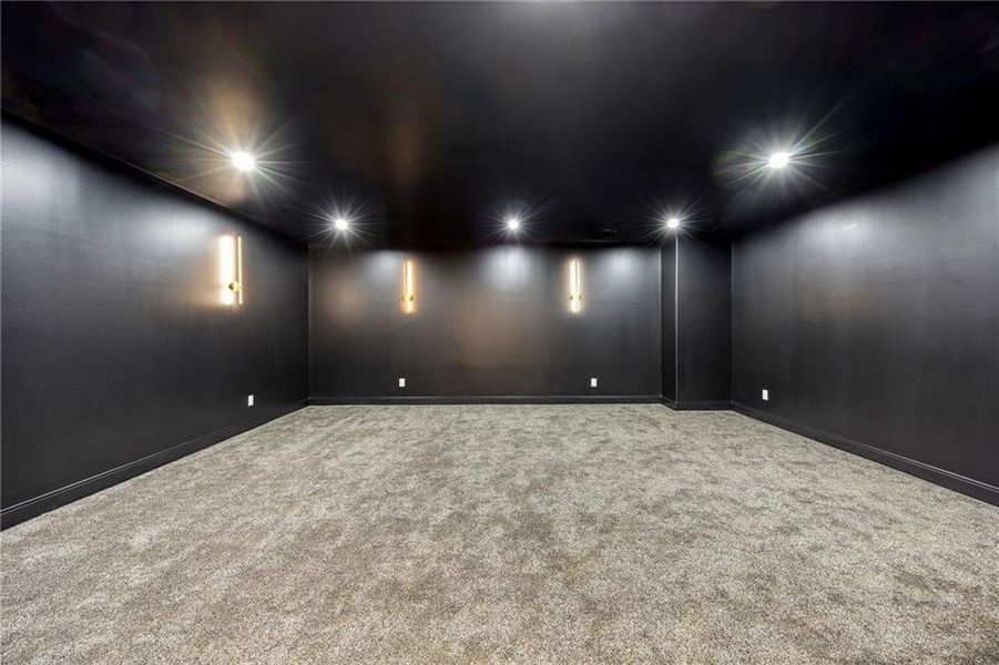 Spacious, unfurnished interior of a new home in , Alpharetta (Image 43).