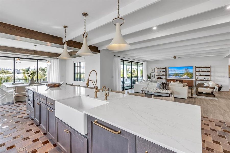 Community amenities in , Anna Maria (Image 82).