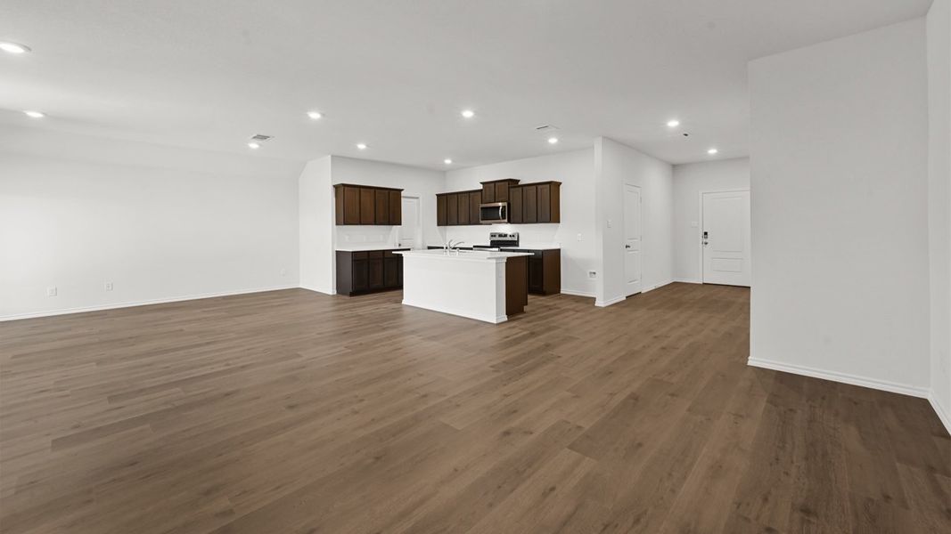 Representative unfurnished interior of a home built from the Holden by D.R. Horton in Waverly Estates, Josephine (Image 7).