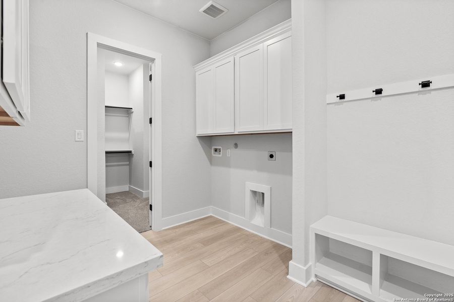 Image 19 of a home in Potranco Oaks. Image 19 of a home in Potranco Oaks.