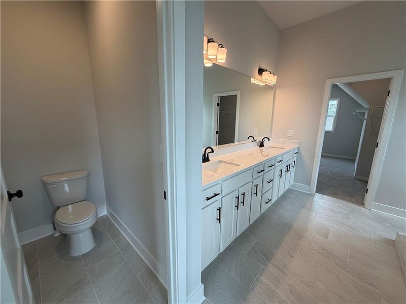 Furnished interior view inside a new home in Mallard’s Landing, Jefferson (Image 8).