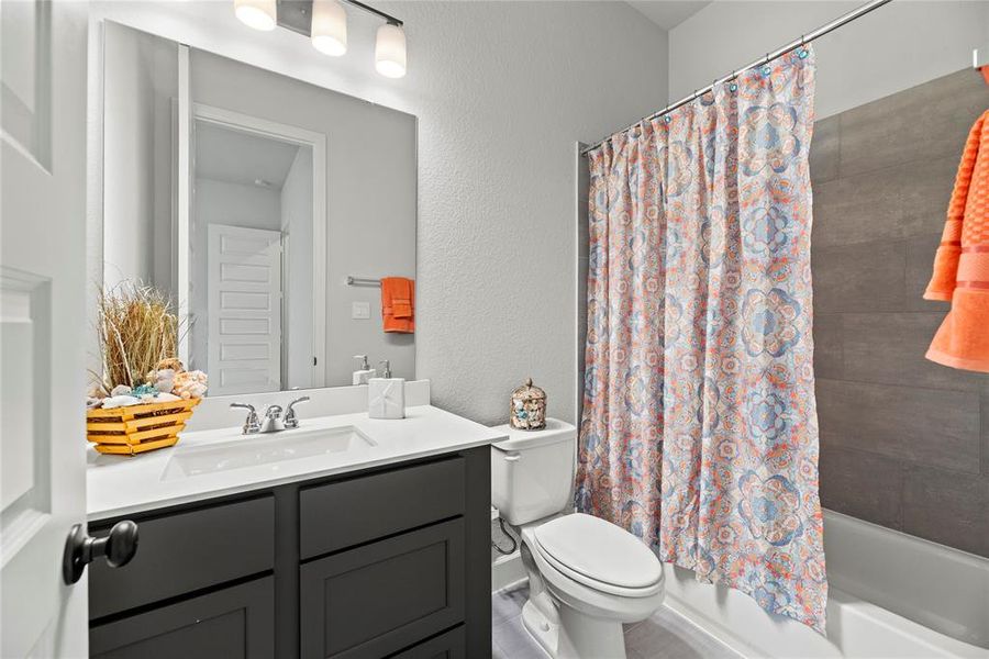 Guest suite bathroom.