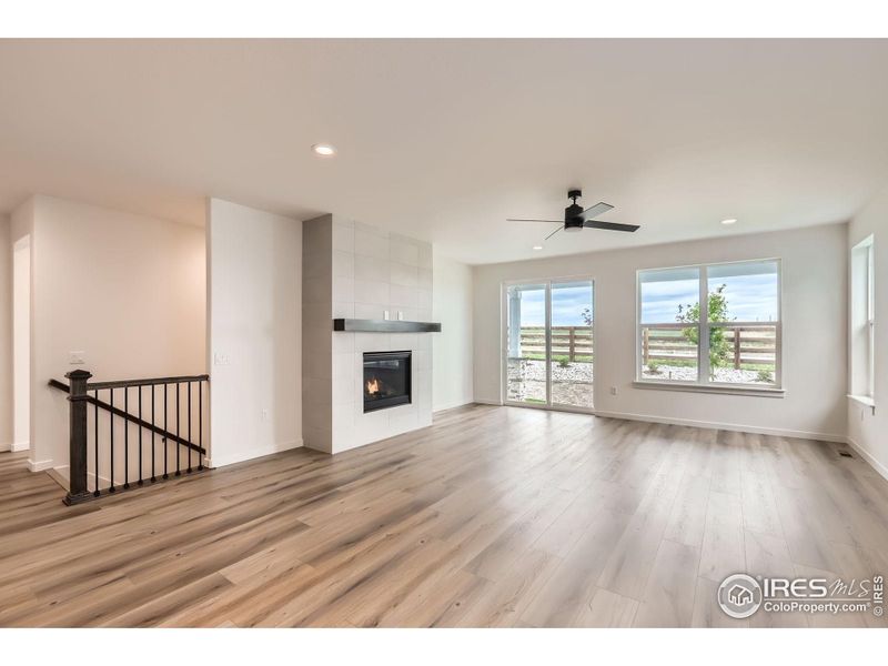 Image 28 of a home in Barefoot Lakes.