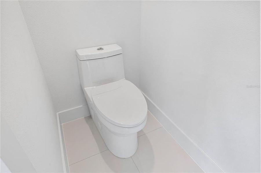 Furnished interior view inside a new home in , Montverde (Image 5).