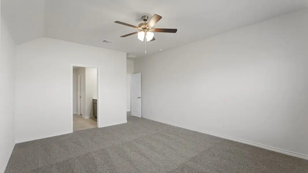 Spacious, unfurnished interior of a new home in Elevon, Lavon (Image 20).