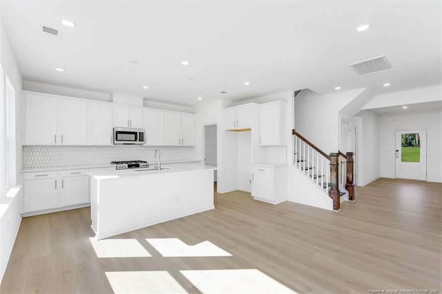 547 Claftin Street - Ready Now!