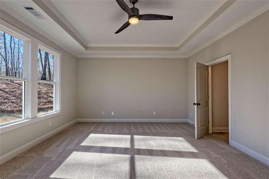 Spacious, unfurnished interior of a new home in , Clarkesville (Image 49).
