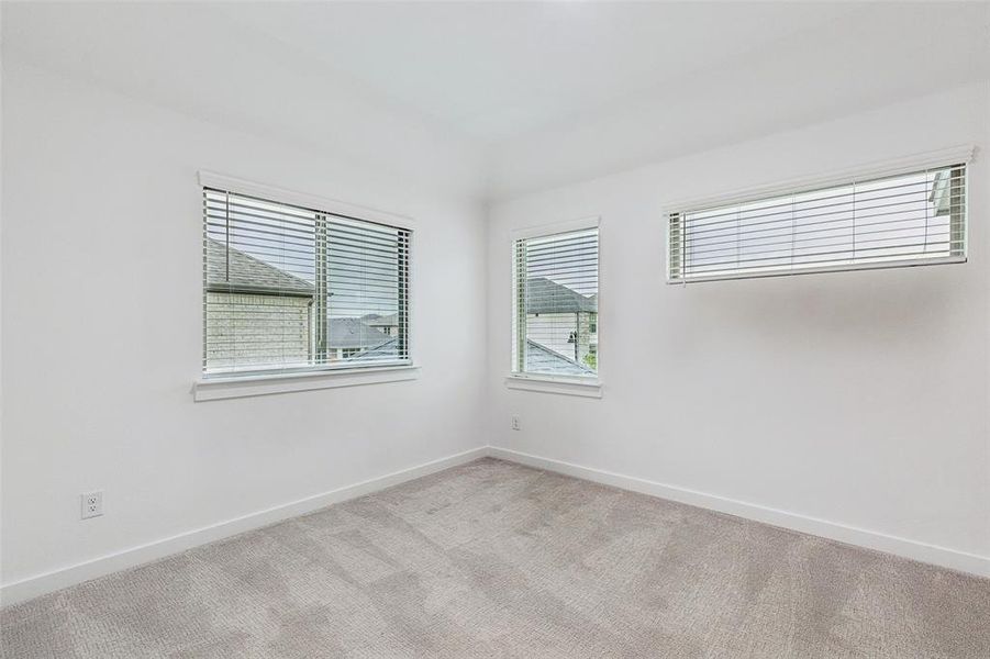 Spacious, unfurnished interior of a new home in Painted Tree, McKinney (Image 22). Spacious, unfurnished interior of a new home in Painted Tree, McKinney (Image 22).
