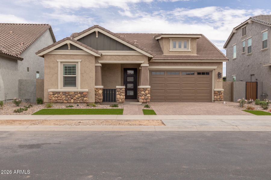 36)WELCOME HOME 36)WELCOME HOME