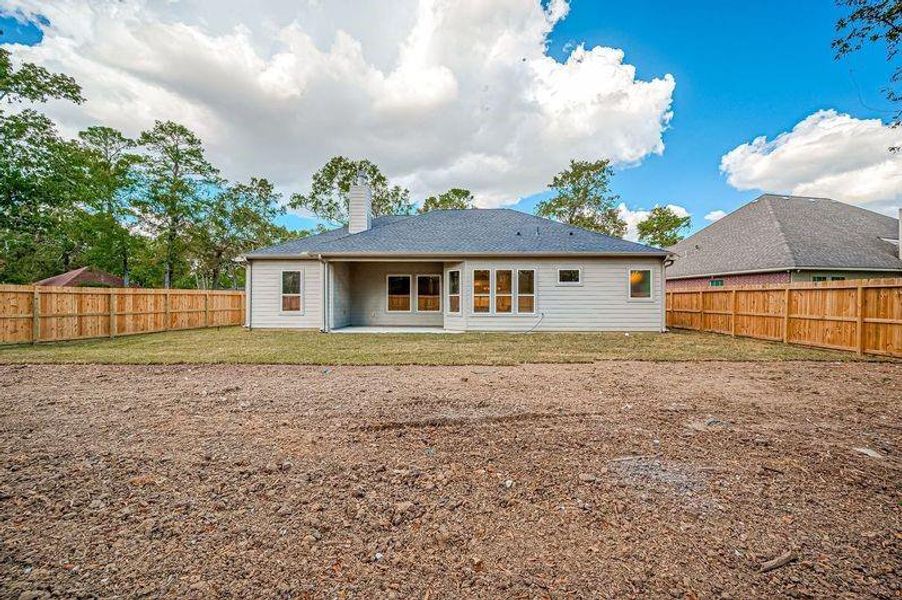 Fully Fenced Back Yard