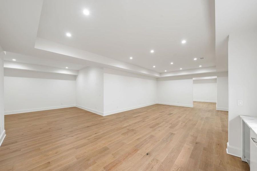 Spacious, unfurnished interior of a new home in , Atlanta (Image 23). Spacious, unfurnished interior of a new home in , Atlanta (Image 23).