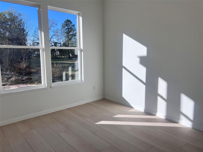 Spacious, unfurnished interior of a new home in , Cleveland (Image 12).