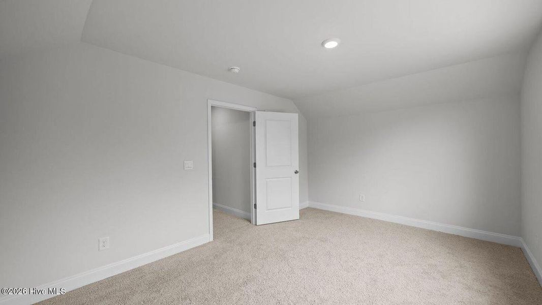 Spacious, unfurnished interior of a new home in Villa Grande, Winterville (Image 29).