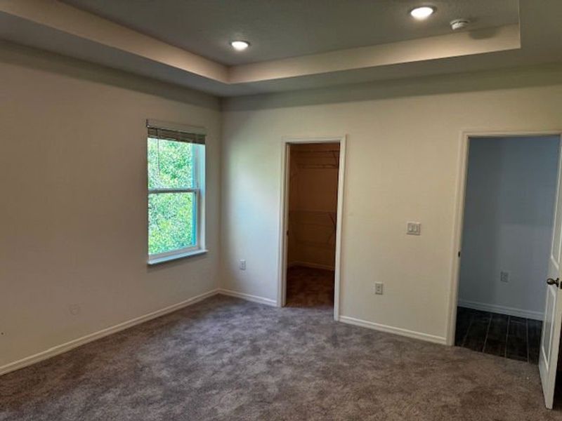 Spacious, unfurnished interior of a new home in Sorrento & Mount Dora, Mount Plymouth (Image 9). Spacious, unfurnished interior of a new home in Sorrento & Mount Dora, Mount Plymouth (Image 9).