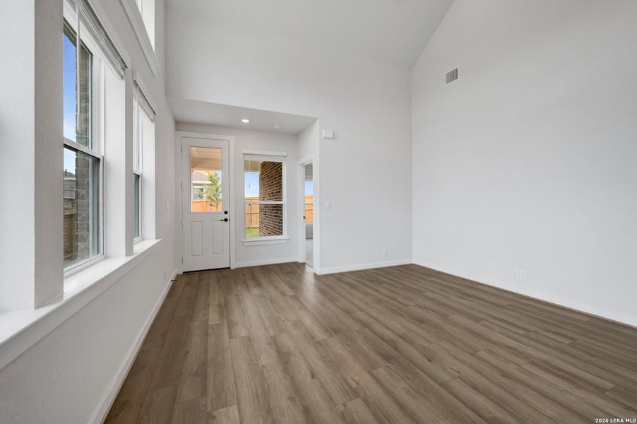 Spacious, unfurnished interior of a new home in Mayfair - Select Garden Series, New Braunfels (Image 31).