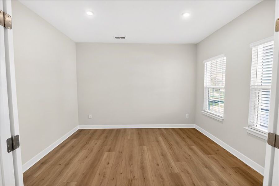Spacious, unfurnished interior of a new home in Berkeley, Spartanburg (Image 12). Spacious, unfurnished interior of a new home in Berkeley, Spartanburg (Image 12).