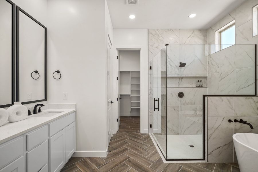 Furnished interior view inside a new home in Painted Sky, El Paso (Image 31). Furnished interior view inside a new home in Painted Sky, El Paso (Image 31).