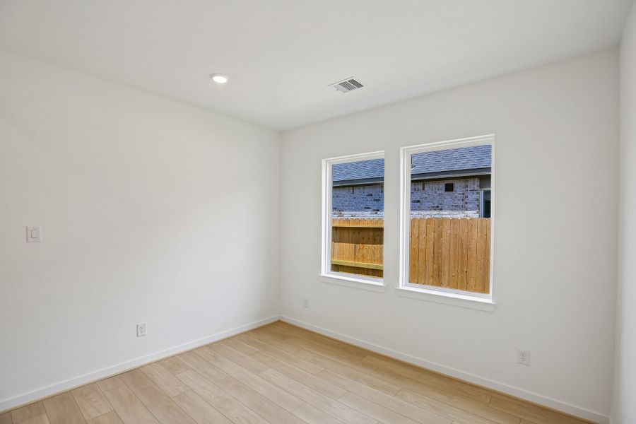 Spacious, unfurnished interior of a new home in Raburn Reserve 50s, Tomball (Image 19). Spacious, unfurnished interior of a new home in Raburn Reserve 50s, Tomball (Image 19).