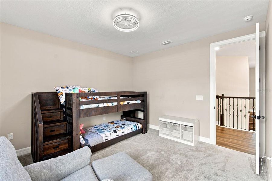 Furnished interior view inside a new home in , Winter Garden (Image 34).