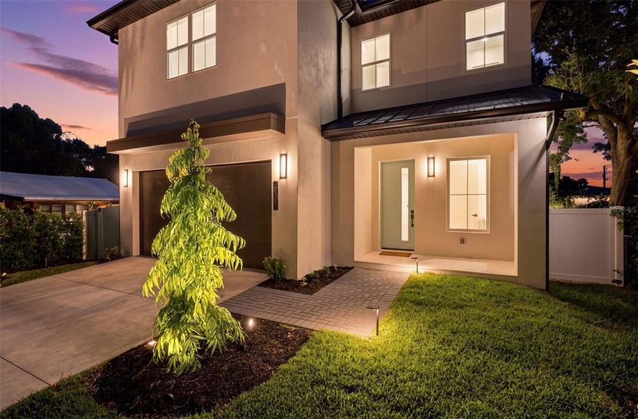 Exterior details and patio area of a home in , Sarasota (Image 28).