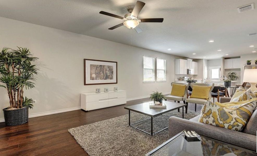 Furnished interior view inside a new home in Emory Crossing 40s, Hutto (Image 12).