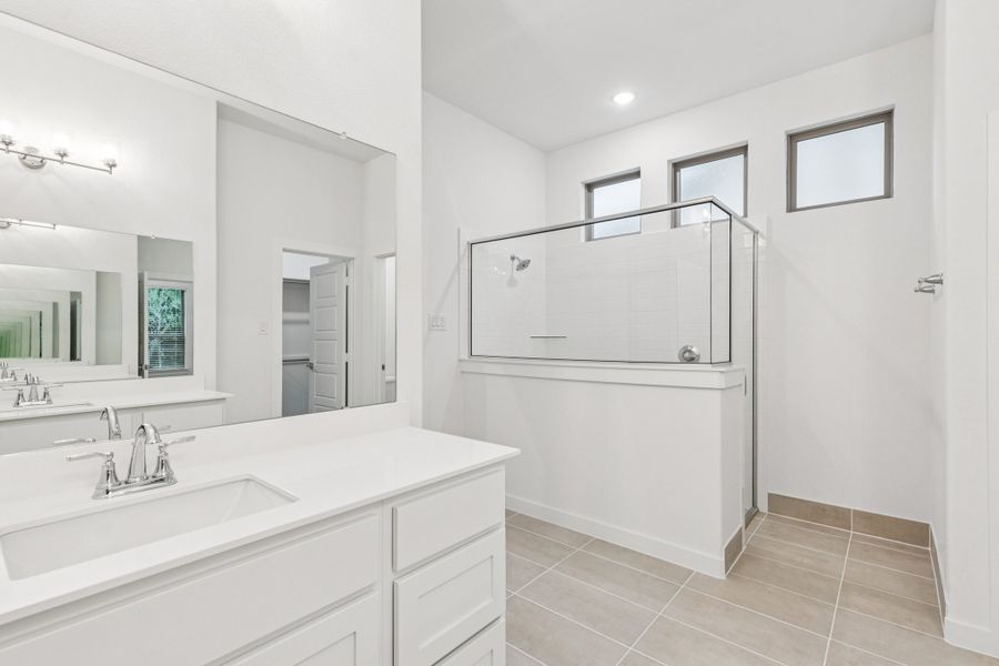 Primary Bathroom in the Picasso II home plan by Trophy Signature Homes – REPRESENTATIVE PHOTO Primary Bathroom in the Picasso II home plan by Trophy Signature Homes – REPRESENTATIVE PHOTO