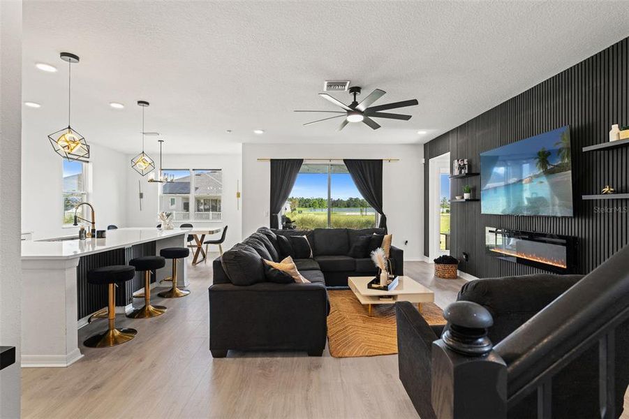 Image 41 of a home in .