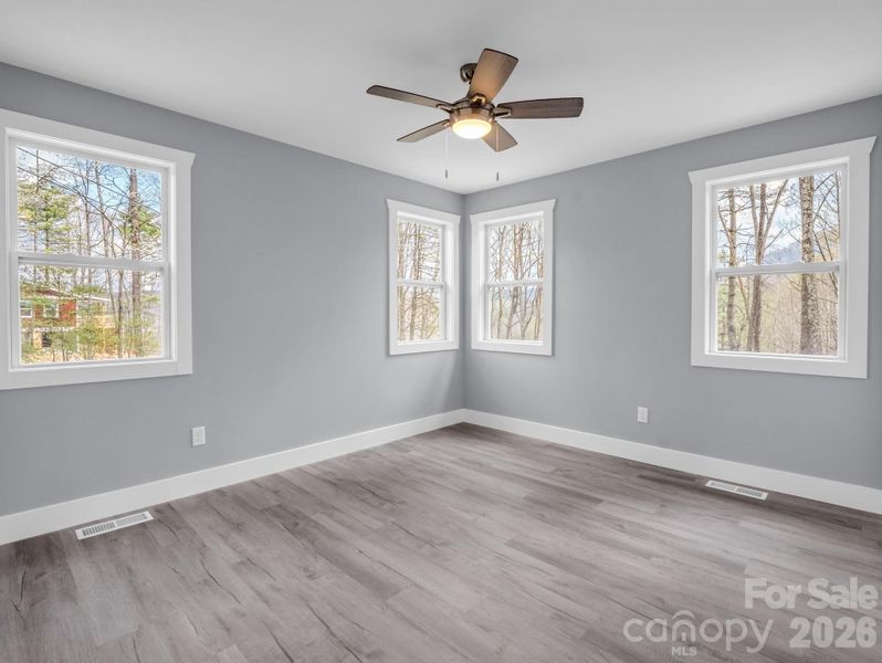 Spacious, unfurnished interior of a new home in , Rosman (Image 24).