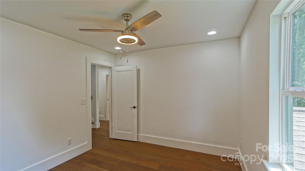 Spacious, unfurnished interior of a new home in , Charlotte (Image 26).
