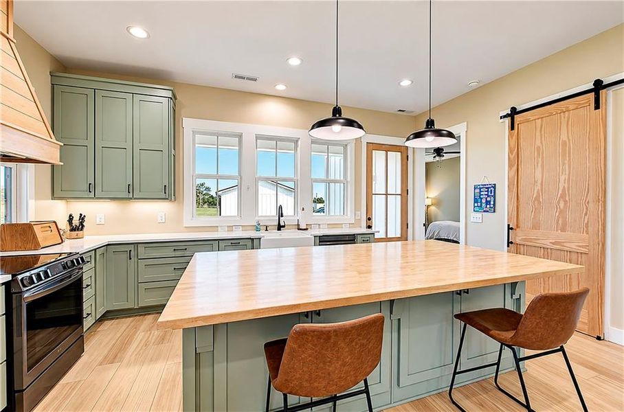 Furnished interior view inside a new home in , Calhoun (Image 41).