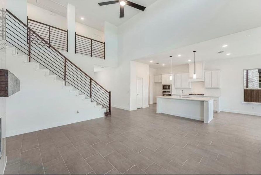 Spacious, unfurnished interior of a new home in Willow Wood Classic 60, McKinney (Image 33). Spacious, unfurnished interior of a new home in Willow Wood Classic 60, McKinney (Image 33).