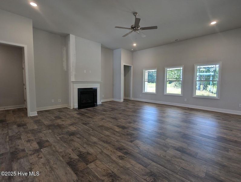 Spacious, unfurnished interior of a new home in Magnolia Estates, Battleboro (Image 9).