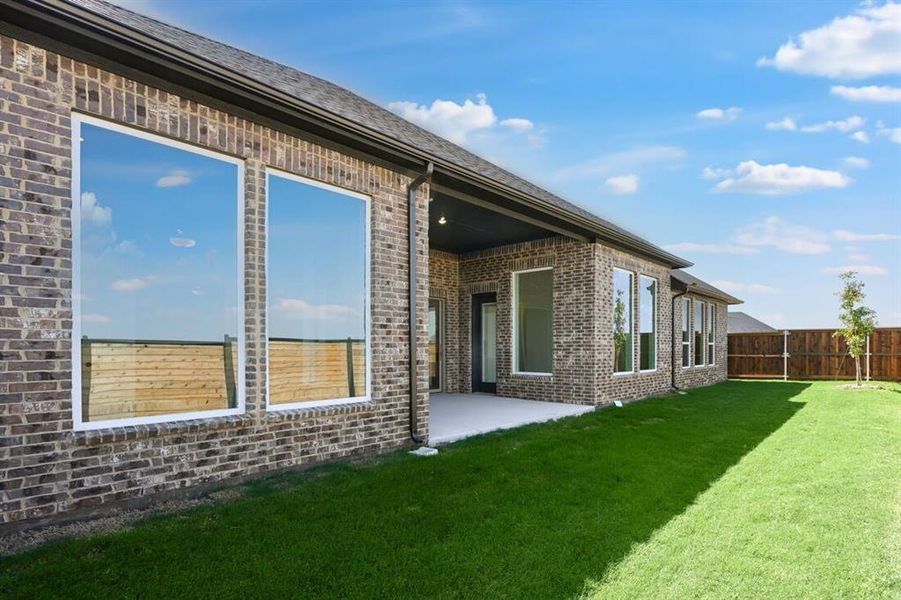 Exterior details and patio area of a home in The Ridge at Northlake 70s, Northlake (Image 2). Exterior details and patio area of a home in The Ridge at Northlake 70s, Northlake (Image 2).