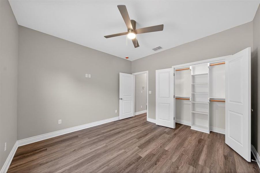 Spacious, unfurnished interior of a new home in , Troup (Image 31).