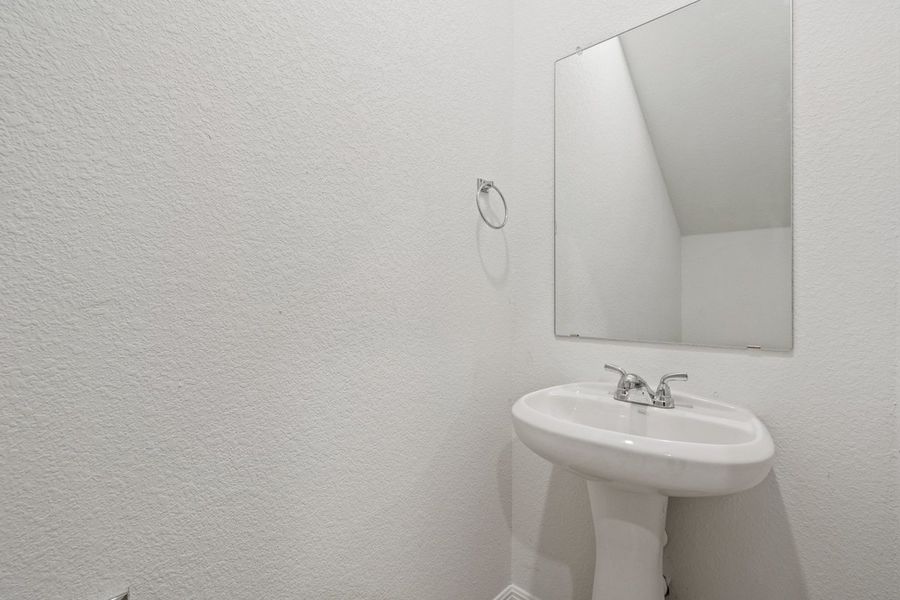 Image 6 of a home in Porter Country.