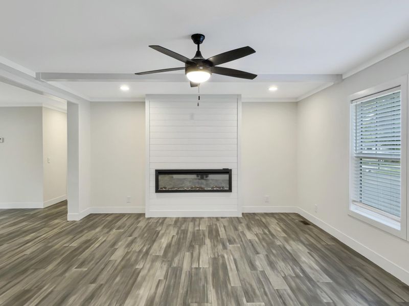 Spacious, unfurnished interior of a new home in , Ravenel (Image 24). Spacious, unfurnished interior of a new home in , Ravenel (Image 24).