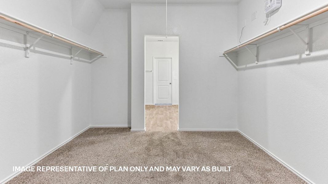 Representative unfurnished interior of a home built from the The Ozark by D.R. Horton in Durango, Mustang Ridge (Image 43).