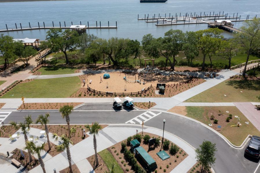 Community amenities in , Charleston (Image 9).