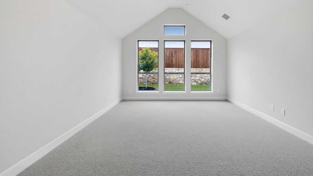 Spacious, unfurnished interior of a new home in Mustang Lakes, Celina (Image 21).