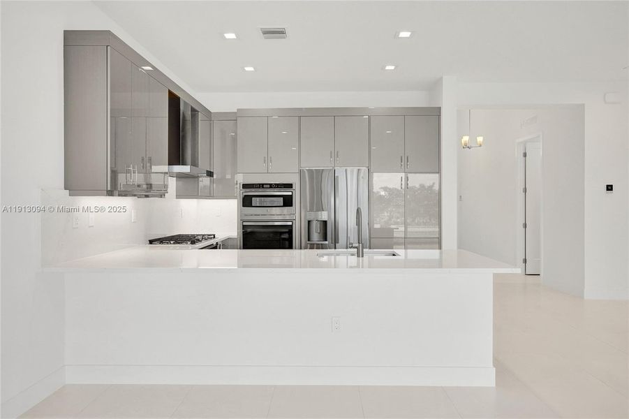 Furnished interior view inside a new home in Apex at Avenir, Palm Beach Gardens (Image 16).