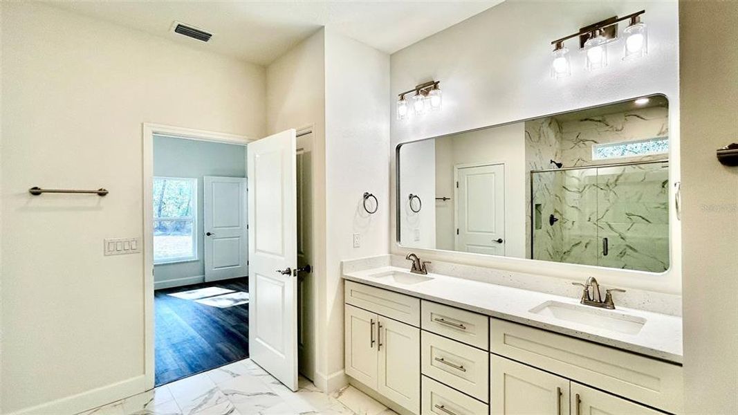 Furnished interior view inside a new home in , Ocala (Image 10).