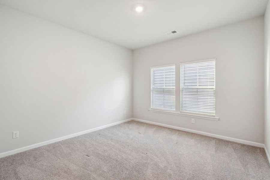 Spacious, unfurnished interior of a new home in Saint John's Lake: Arbor Collection, Johns Island (Image 37).