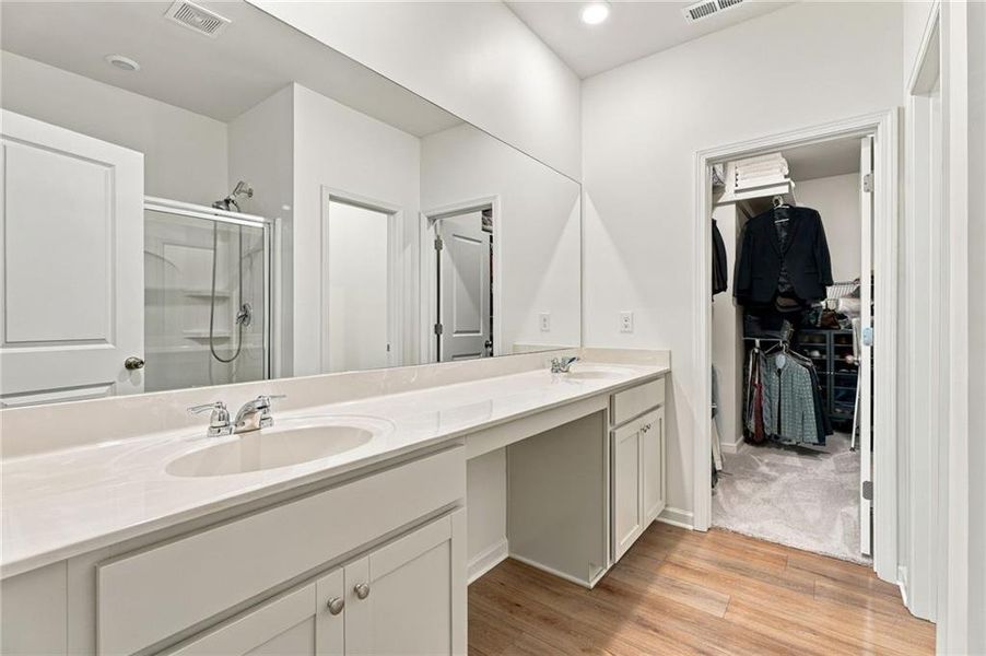 Furnished interior view inside a new home in Heritage Point, Hampton (Image 25).