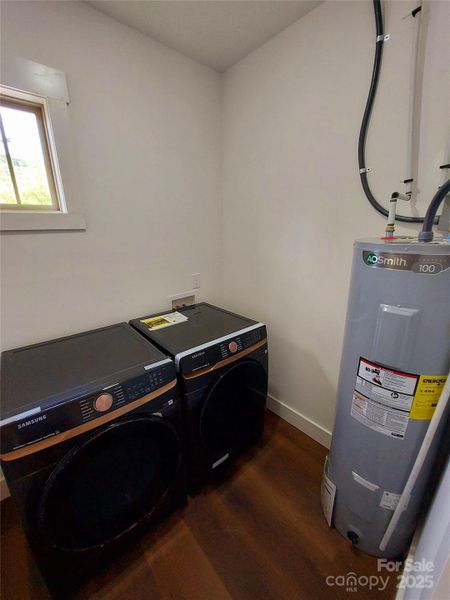 Furnished interior view inside a new home in , Columbus (Image 4).