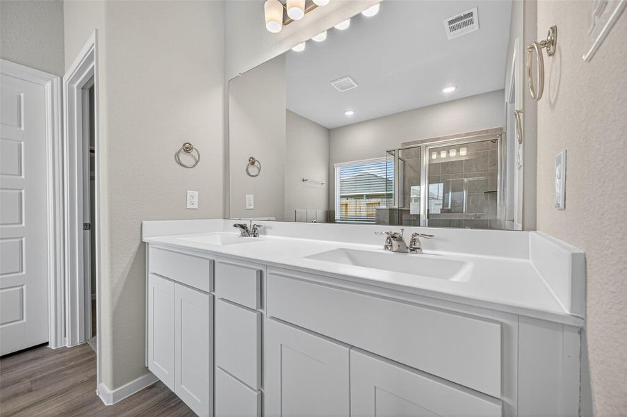 Furnished interior view inside a new home in Cypress Green, Hockley (Image 12).