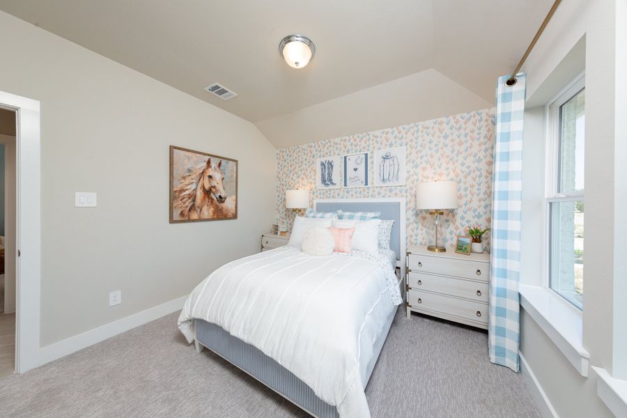 Representative furnished interior of a home built from the Olympic by Beazer Homes in Sorella, Tomball (Image 8).