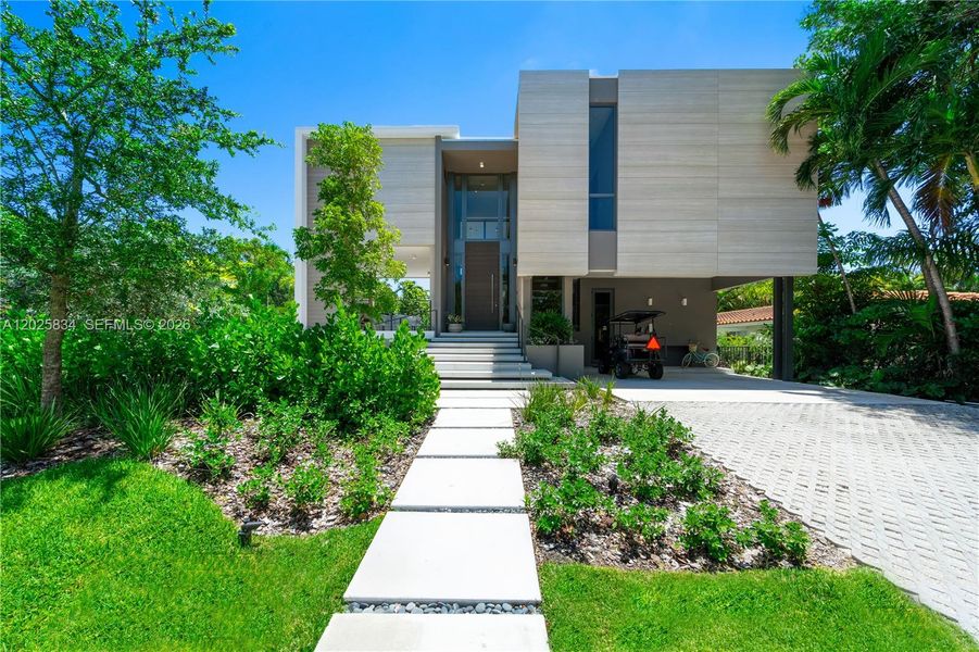 Image 42 of a home in .